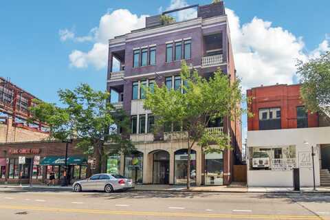 3161 N Halsted Street, Chicago, IL 60657