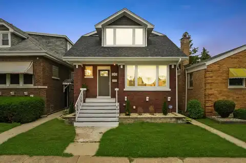 3715 Euclid Avenue, Berwyn, IL 60402