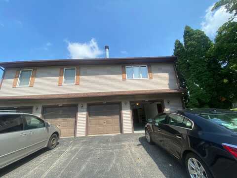 1826 Kerrybrook Court, Sycamore, IL 60178