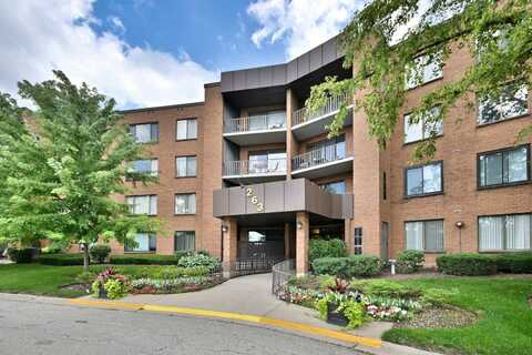 263 S Clubhouse Drive, Palatine, IL 60074