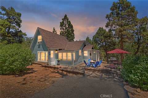 497 Cedar Lane, Sugarloaf, CA 92386