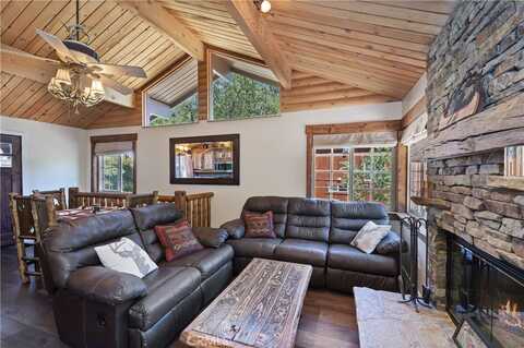 1212 S Minton Avenue, Big Bear City, CA 92314