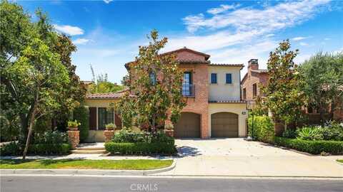 26 Woods Trail, Irvine, CA 92603