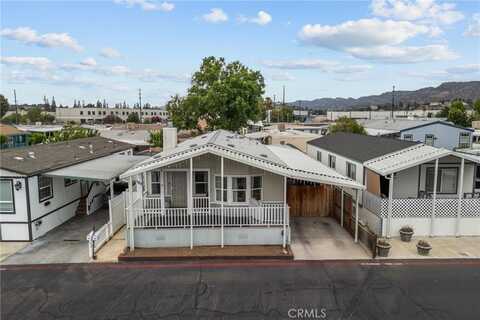 21500 Lassen St, Chatsworth, CA 91311