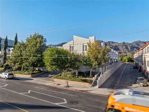 14291 Foothill Boulevard, Sylmar, CA 91342