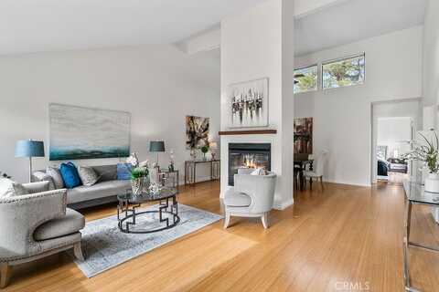 21 Morena, Irvine, CA 92612