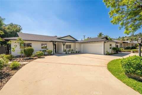 205 Hacienda Avenue N, Glendora, CA 91741