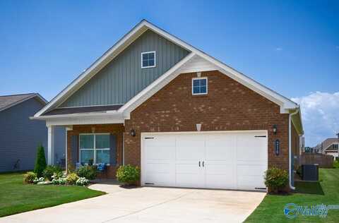216 Fairbrook Drive, New Market, AL 35761