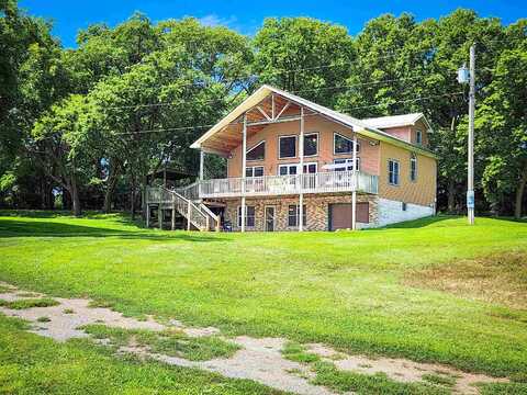 56749 842 Rd, Stanton, NE 68779