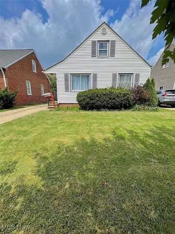 12825 Rockside Road, Garfield Heights, OH 44125