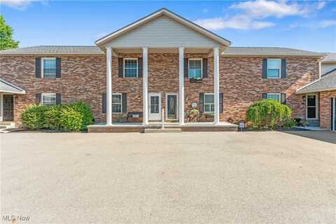 1218 W Maple Street, North Canton, OH 44720