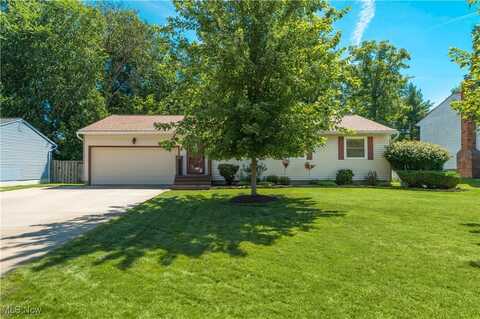 1669 Scarborough Drive, Brunswick, OH 44212