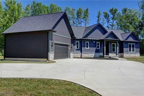 5906 Russia Road, South Amherst, OH 44001
