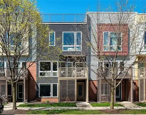 1262 W 74th Street, Cleveland, OH 44102