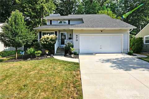 570 Palisades Drive, Akron, OH 44303
