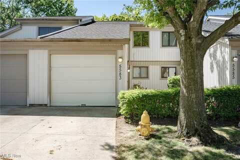 5583 Storrington Oval, Parma, OH 44134