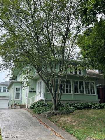 203 Sacra Via, Marietta, OH 45750