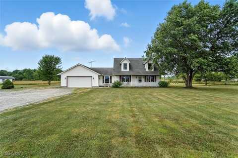 2745 Footville Richmond Road E, Jefferson, OH 44047