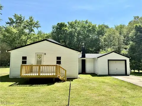 1313 Shavers Street SW, Newton Falls, OH 44444