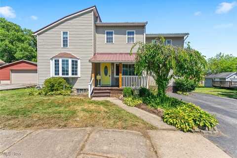 55 Oak Street, Leetonia, OH 44431