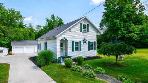 10606 South Street, Garrettsville, OH 44231