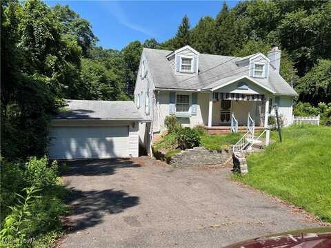 411 Fairview Heights Drive, Toronto, OH 43964