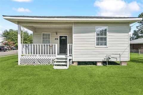 600 Girod Street, Mandeville, LA 70448