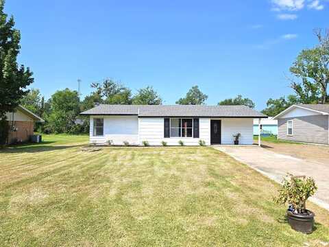 711 Roberta Dr, Sulphur, LA 70663