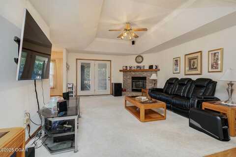 3120 South Newton Avenue, Springfield, MO 65807