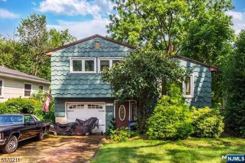 10 Riverside Drive, Denville, NJ 07834