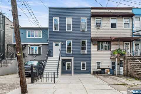 213 Hutton Street, Jersey City, NJ 07307