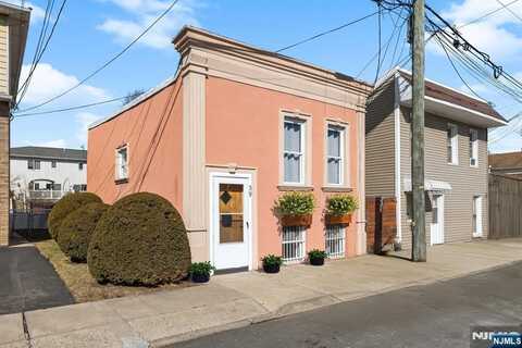 39 Franklin Avenue, Garfield, NJ 07026
