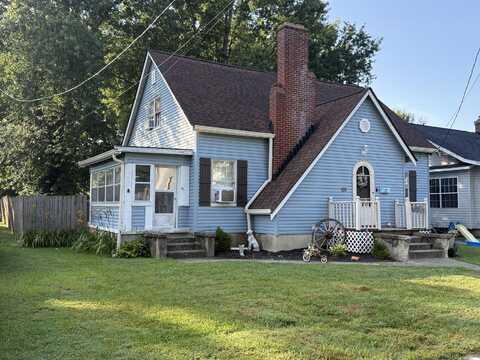 408 Chapel Street, Falmouth, KY 41040
