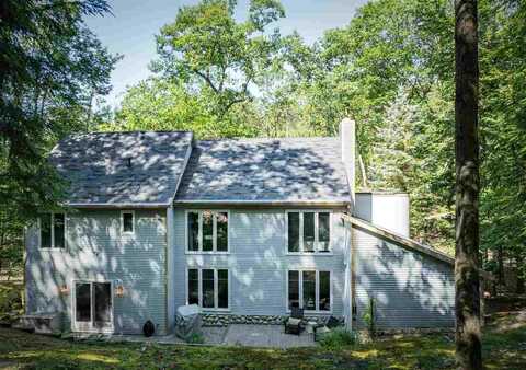 1446 Timber Pass, Harbor Springs, MI 49740