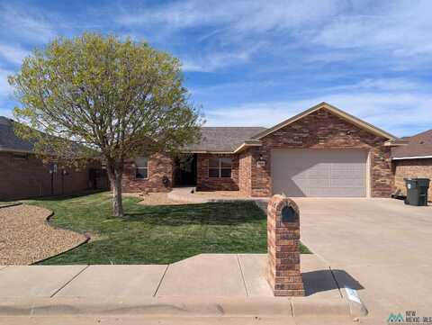 2404 Cobblestone Circle, Clovis, NM 88101