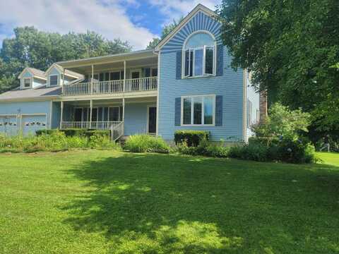 118 Stirling Place, Burlington, VT 05408