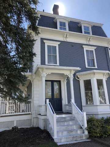 44 Cushing Street, Dover, NH 03820