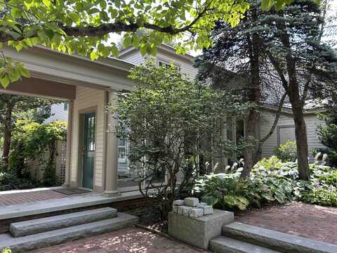 81 Front Street, Exeter, NH 03833