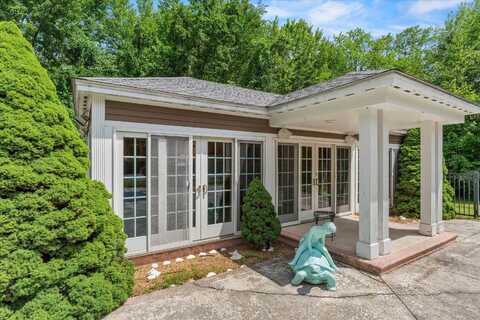 35 Oakmont Drive, Concord, NH 03301
