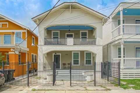1820 ONZAGA Street, New Orleans, LA 70116