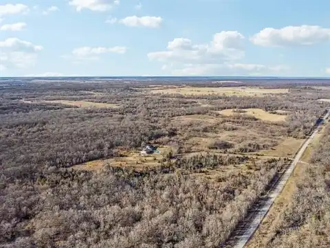 25775 S 220 Road, Henryetta, OK 74437