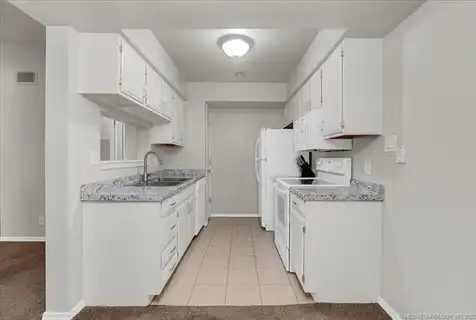 6516 S Memorial Drive, Tulsa, OK 74133