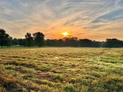 Deer Run, Sawyer, OK 74756
