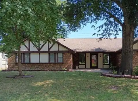 9113 E 66th Street, Tulsa, OK 74133