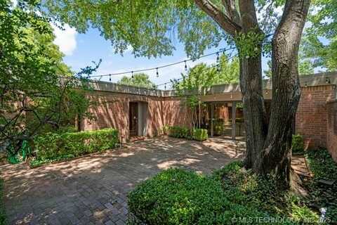 2434 E 72nd Street, Tulsa, OK 74136