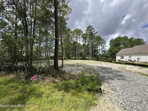 2072 Royal Pines Drive, New Bern, NC 28560