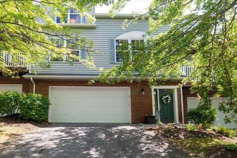 410 Oak Tree Boulevard, Christiansburg, VA 24073