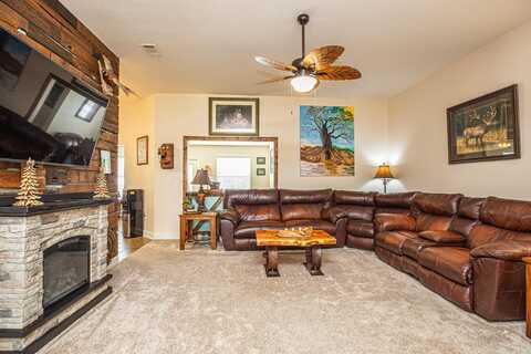6417 Welannee Boulevard, Laurel Hill, FL 32567