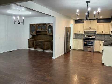 9901 HUMMINGBIRD Lane, Oklahoma City, OK 73162