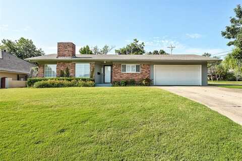 1224 Mulberry Lane, Nichols Hills, OK 73116